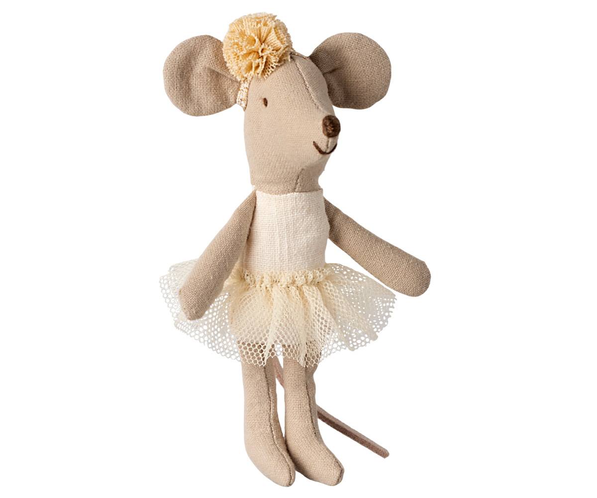 Ballerina Mouse, Little sister