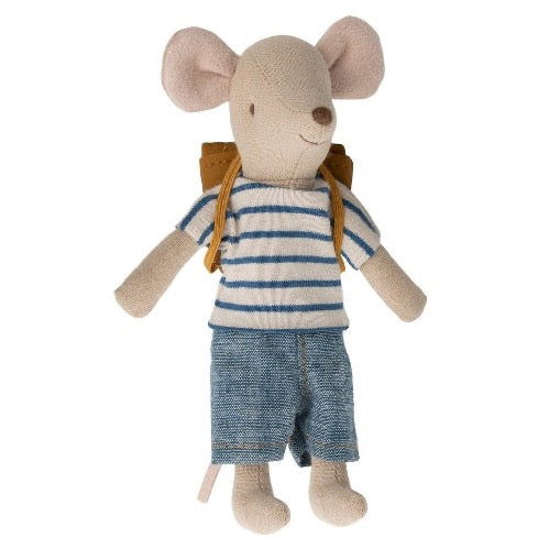 The cutest baby mice from Danish brand Maileg.Inspire hours of fun and imagination Height 12 cm 