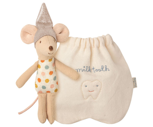 Tiny Maileg mouse made  from organic cotton,comes with a little  cotton  bag to keep their tooth  safe for the tooth fairy